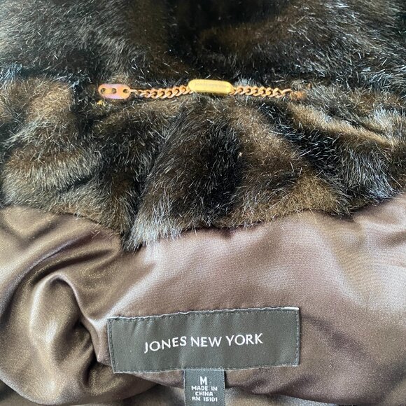 Jones New York Women’s Full Length Faux Fur Long Sleeve Pockets hooded Coat Sz M - Picture 8 of 14
